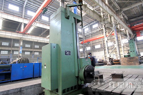 履带式砂石粉碎机全力出击,碎石效果惊人,报价是多少