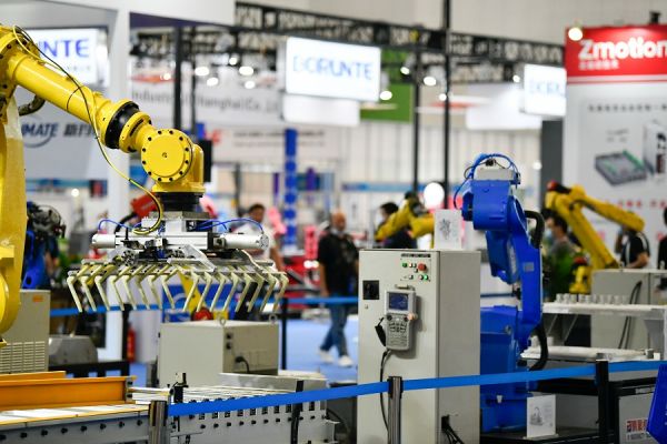 中国巩固全球制造业产品首要供应国地位——聚焦机械装备制造领域的崛起